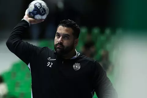 كرة يد.. محمد علي يقود سبورتنج لشبونة لفوز ثمين في دوري أبطال أوروبا